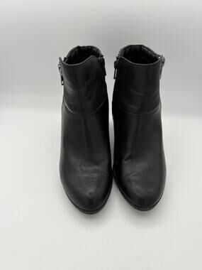 Women’s Laura Ashley Size 8 Black Leather Ankle Boots